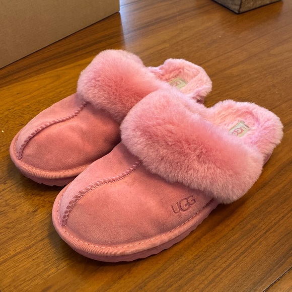 UGG Other - Pink Ugg slippers